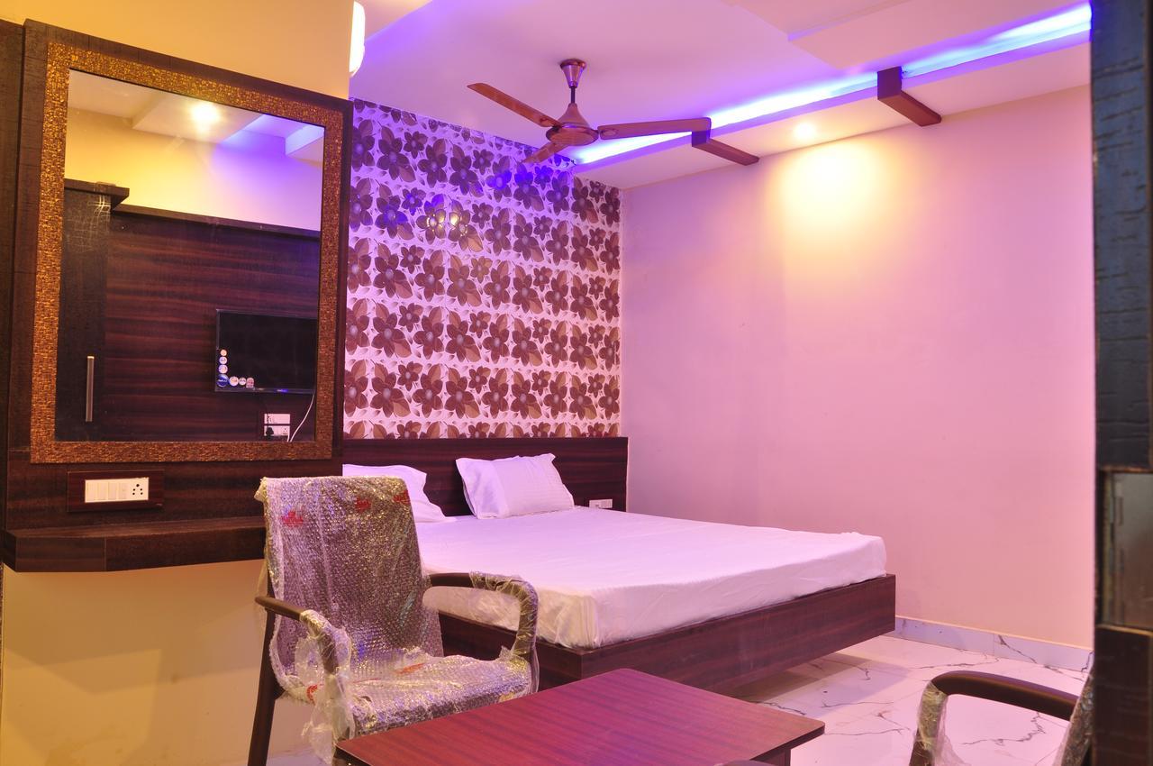 Hotel Golden Inn Balangir Ngoại thất bức ảnh