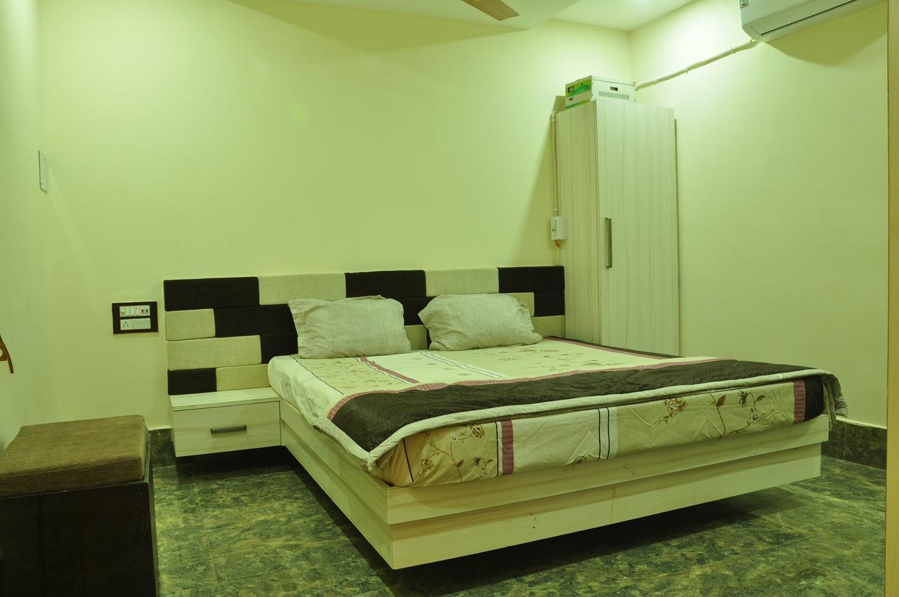 Hotel Golden Inn Balangir Ngoại thất bức ảnh